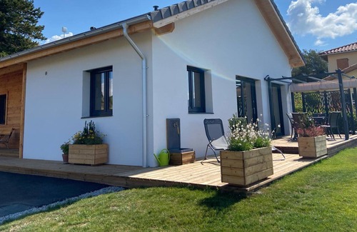 Jarjayes Chalet De Ski | Independent chalet with exceptional panoramic mountain view