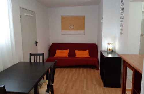 Palomares del Rio Maison | Independent apartment in villa with 3000m plot and shared pool