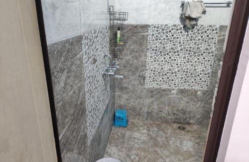 Aligarh Maison | INDEPENDENT FLOOR 1ST IN LIG11 SWARN JAYANTI NAGAR NEAR WATER TANK IN FRONT OF AURA PEARL APARTMENt