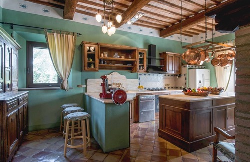 Monteroni d'Arbia Villa | Independent Villa up to 18 guests. Pool, Tennis, Fitness and Wellness area.