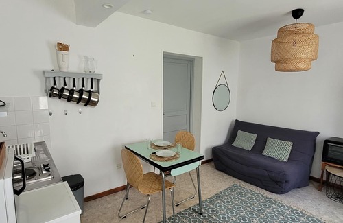 Neris-les-Bains Cabine | ♥ INDÉPENDANT-QUARTIER CALME-JARDIN-dormiraneris ♥