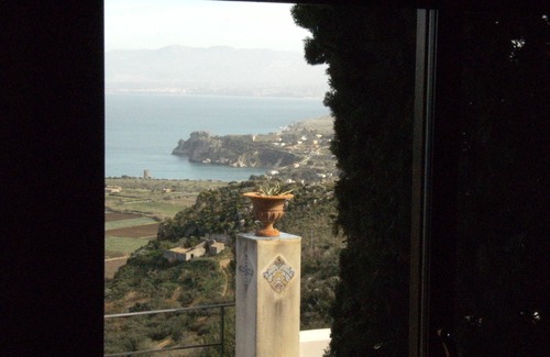 Scopello Villa | Villa indépendante entourée de verdure, vue magnifique sur le golfe;