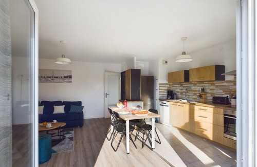 Concarneau Appartement | -INDIGO-T3 avec balcon et 2 places de parking