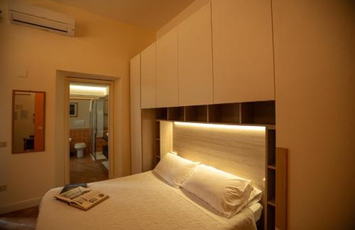 Isolotto Appartement | Indipendent Studio Apartment with Terrace - Parking