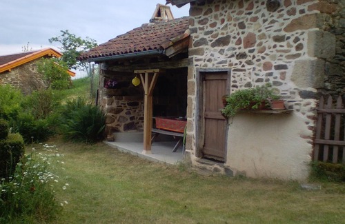 Sainte-Colombe Maison | Maison de caractère au calme dans ancien corps de ferme piscine hors sol