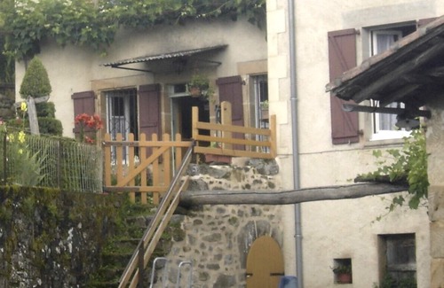 Sainte-Colombe Maison | Maison de caractère au calme dans ancien corps de ferme piscine hors sol