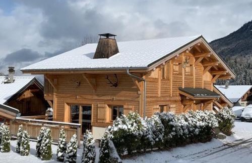 Les Contamines-Montjoie Chalet De Ski | Individual chalet for up to 12 people maximum