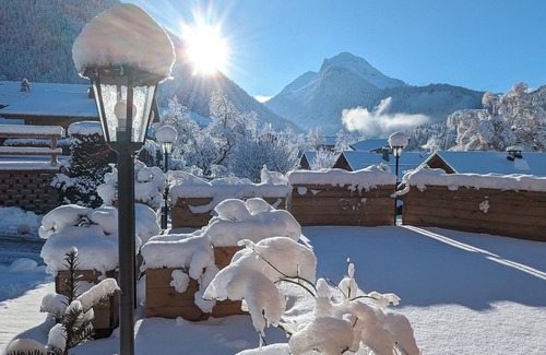 Morzine Chalet De Ski | Chalet Individuel 4*, situé Sud, avec vue imprenable, Multipass offert (été).