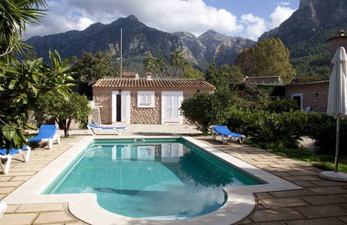 Biniaraix Cottage | Maison individuelle piscine privée wifi gratuit parking eml 666