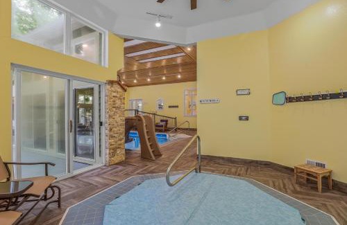 Norton Shores Maison | Indoor Pool near Grand Haven with Lake Michigan Beach!