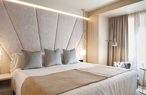 Sant Nicolau Hôtel | Indulge in Amazing Views! 3 Family-friendly Units Near Palma Aquarium!