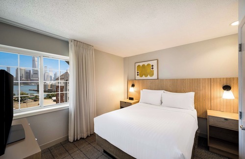 Exchange Place North Hôtel | Indulge in NYC Views! Pet-friendly Property with Full Kitchen, Parking!