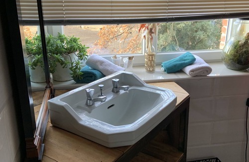 Saint-Christol-Les-Ales Appartement | Studio Industriel dans les Cévennes