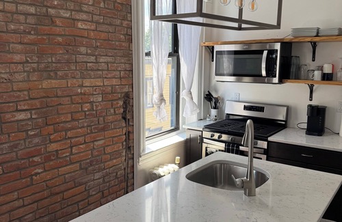 Danville Appartement | Industrial Chic on Mill Street