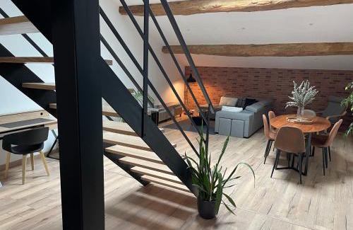 Revel Maison | Industrial Lodge 85m² - Loft avec extérieur