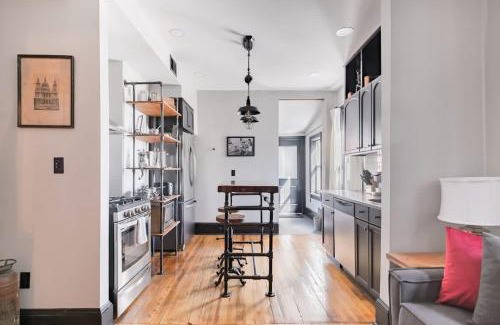 Truxton Circle Maison | Industrial Loft Offers Historic Feel with Modern Amenities 3BR & 2BA #DCottage