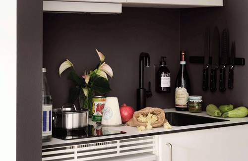 Sydhavnen Appartement | Industrial, stylish studio for 2