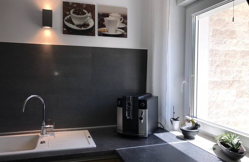 Zagore Maison | Piscine à débordement, 3 zones d'appartements, tout neuf !!!
