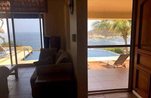 Hidalgo Maison | Infinity pool with spectacular views of the Pacific Ocean