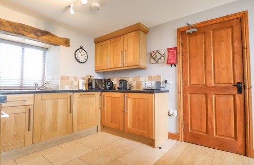 Fourstones Near Bentham Cottage | Grange d'Ingleborough, HIGH BENTHAM