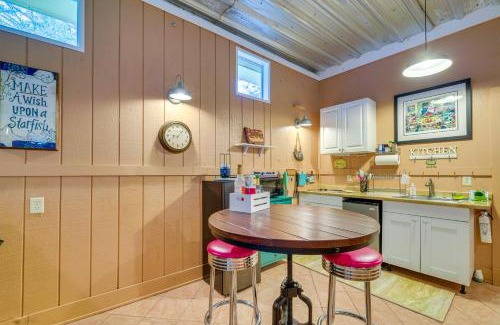 Inglis Appartement | Inglis Studio Home with Covered Patio and Grill!