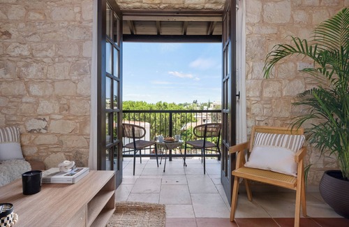 Ineia Appartement | Inia Lara Deluxe Suite by Nomads