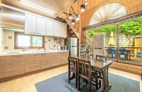Inje Maison | Inje Leenchung Pension