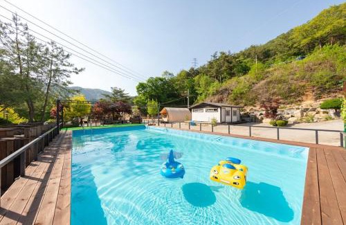 Inje Autre | Inje Naerincheon Glamping