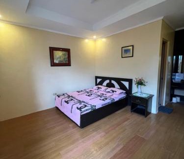 Bacoor City Maison | INN D’ZaireH