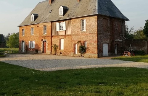 Gonneville-sur-Scie Maison | Gîte Gonneville-sur-Scie, 8 pièces, 15 personnes
