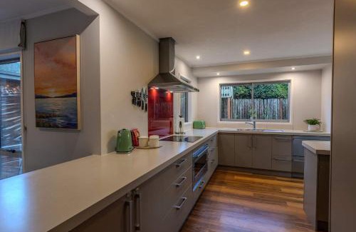 Lynmore Maison | Inn Lewis - Beside the Redwoods with Spa Pool