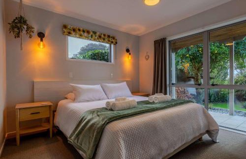 Lynmore Maison | Inn Lewis - Beside the Redwoods with Spa Pool