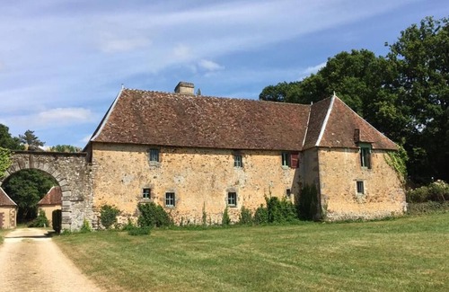 Saint-Aubin-de-Locquenay Maison | Gîte Saint-Aubin-de-Locquenay, 5 pièces, 8 personnes