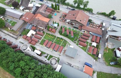 Haiming Autre | Inn-side ADVENTURE CABINS