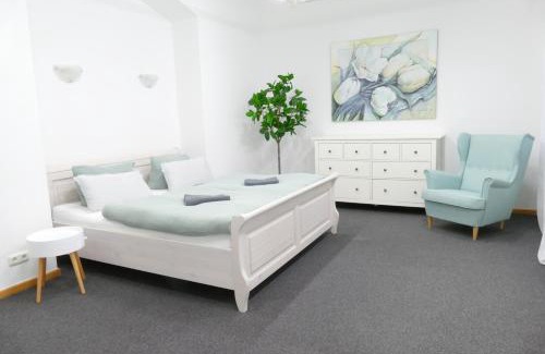 Greifswald Appartement | Innenstadt - 110m2 wunderschöner Altbau am Landesmuseum mit 3 Schlafzimmern und 2 Bädern