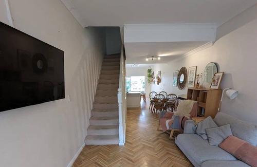 Redfern Maison | Inner city terrace home