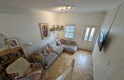 Redfern Maison | Inner city terrace home