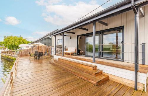 Brundall Maison | Innisfree House By Leap Escapes