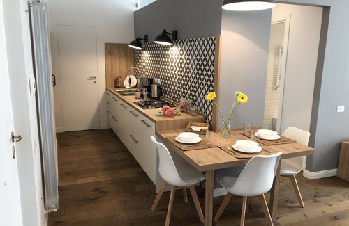 Vasto Appartement | Inspiring New Apartment in Central Naples