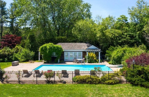 Glen Head Maison | Insta-Worthy📸 Hamptons Style Close to NYC 🗽