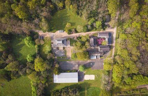 Becon-les-Granits Maison | INSTITUT BOIS ROBERT