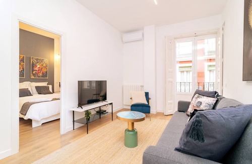 Barrio de La Latina Appartement | Insuperable Apto en La Latina C/Mediodía Grande