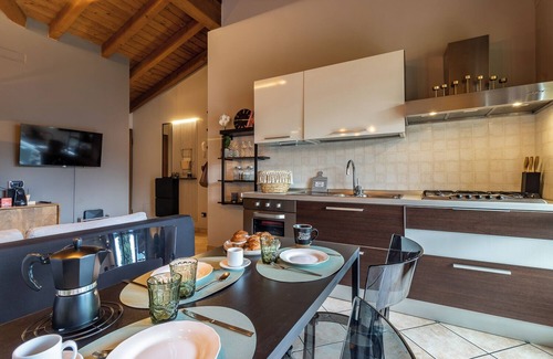Somma Lombardo Appartement | INTERIOR 13 - Coffee, Wifi & 15 min to MXP - Cozy Apt with all the comforts