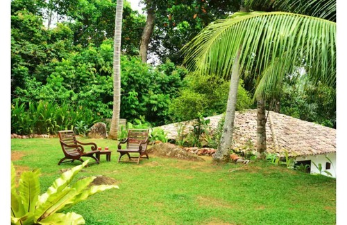 Cheena Kotuwa Cabine | Intimate Bungalow in Jungle Garden 10 min to Beach