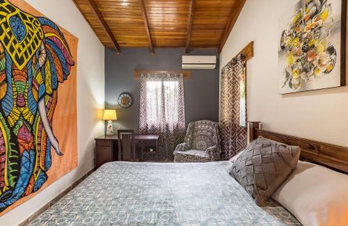 Barrio Las Parcelas Maison | Intimate Earthy Vibe - Bedroom in a Tropical Paradise