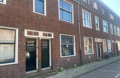 19e Eeuwse Schil Appartement | Intimate independent apartment, Centre Dordrecht