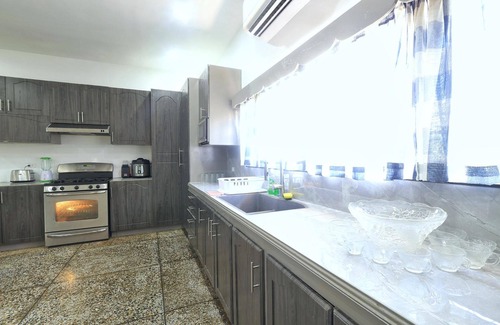 Scarborough Appartement | Inviting 3-bed Apt in Whim Estate- Nearscarborough