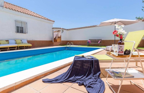Guillena Maison | 4 chambres hébergement à Las Pajanosas