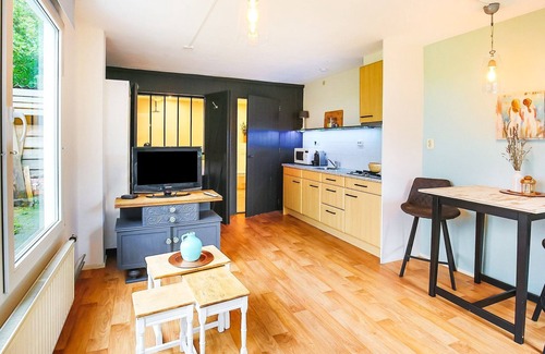 Baflo Appartement | Inviting Apartment in Baflo with Terrace