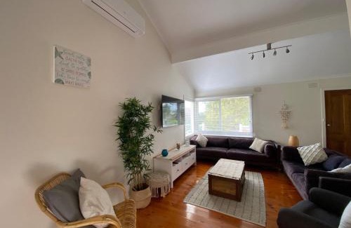 Inverloch Maison | Invy Escape